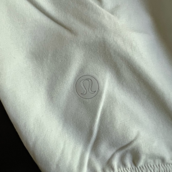 Lululemon Wide Sleeve Gathered Hem T Shirt - Picture 7 of 7
